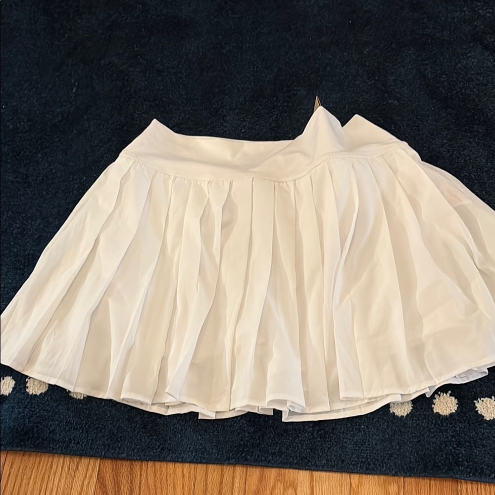 Nike Cream Pleated Skater Mini Skirt Cocktail